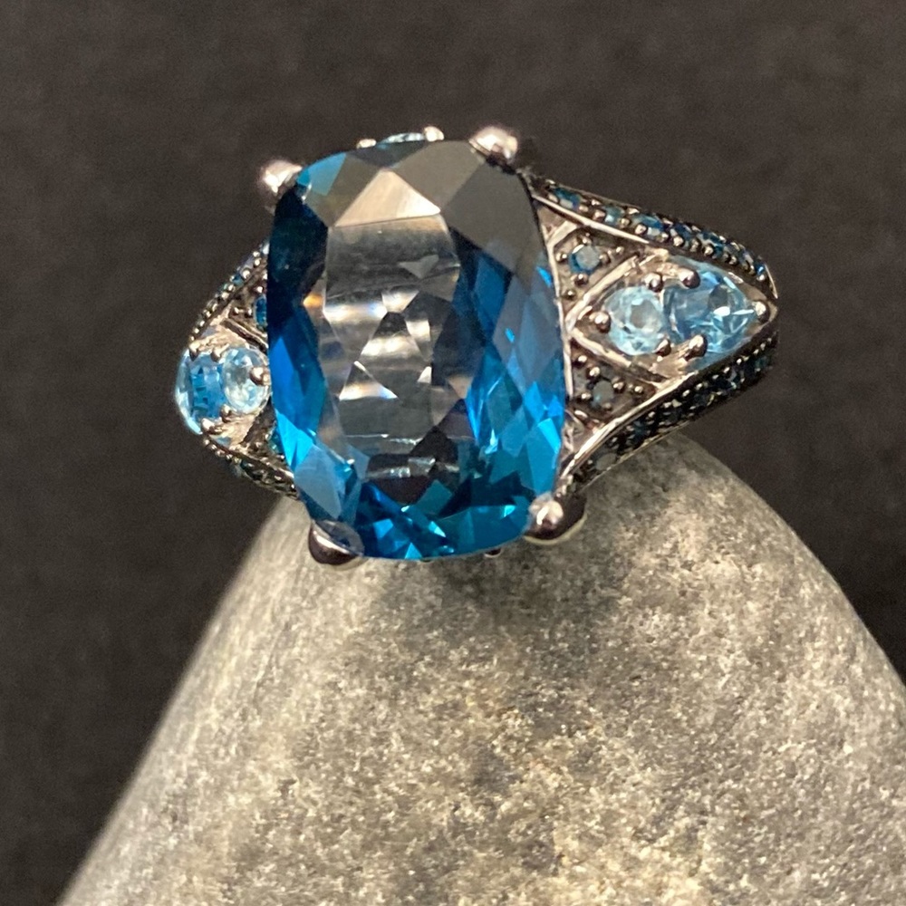 Silver and Blue Ring